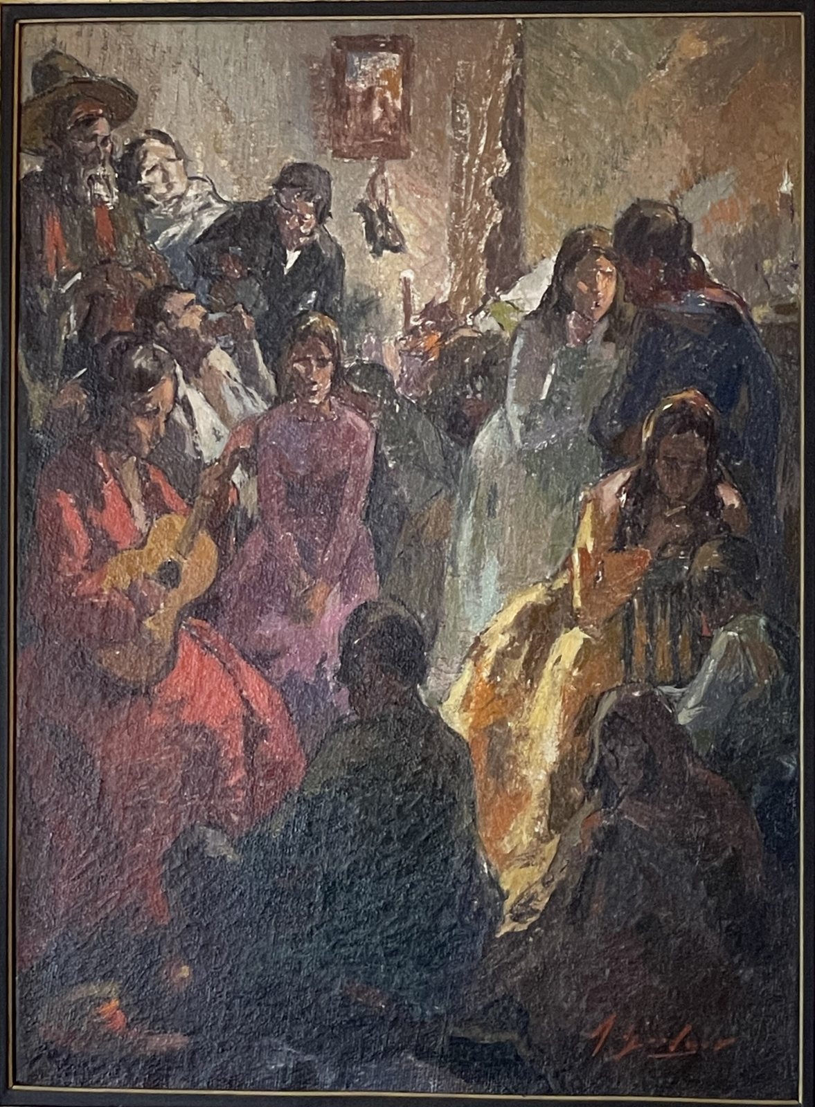 Detalle de una pintura de un velorio: una multitud con ropa del siglo XIX reunida en un cuarto en penumbra, con un hombre de chaqueta roja que toca la guitarra a la izquierda y mujeres con vestidos claros a su lado