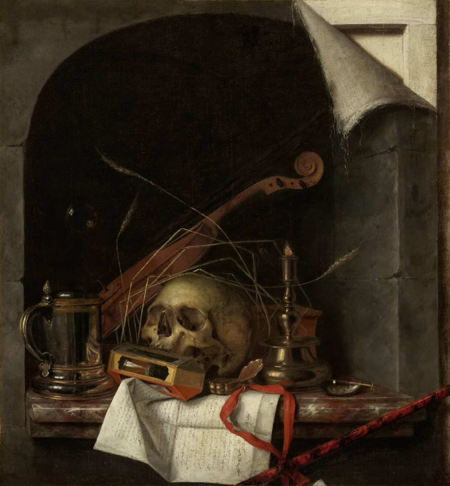 Pintura de una calavera en un nicho de piedra con un violín, una jarra, un candelero, un reloj de arena, un reloj de bolsillo, espigas de trigo y una burbuja flotante
